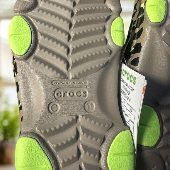 CROCS  All-Terrain Far Out Clog Slip On Sandal Water Shoe - Picture 10 of 12